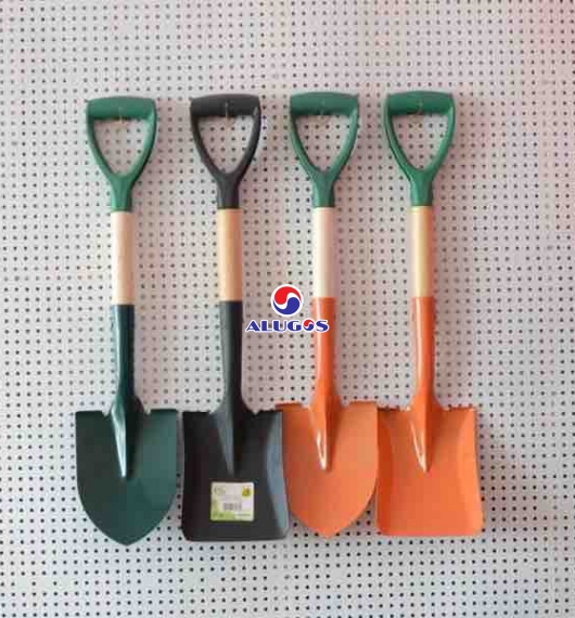 xẻng làm vườn